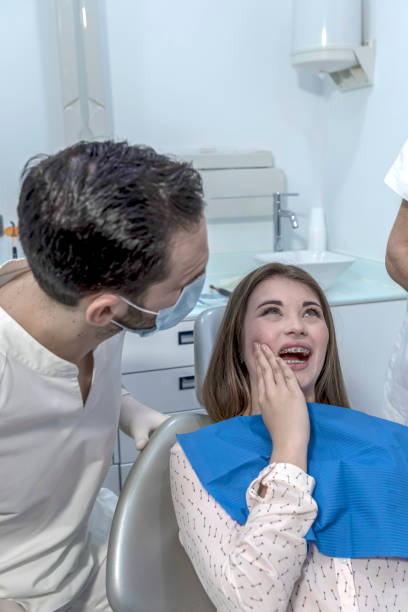 Professional Emergency Dentist in MS